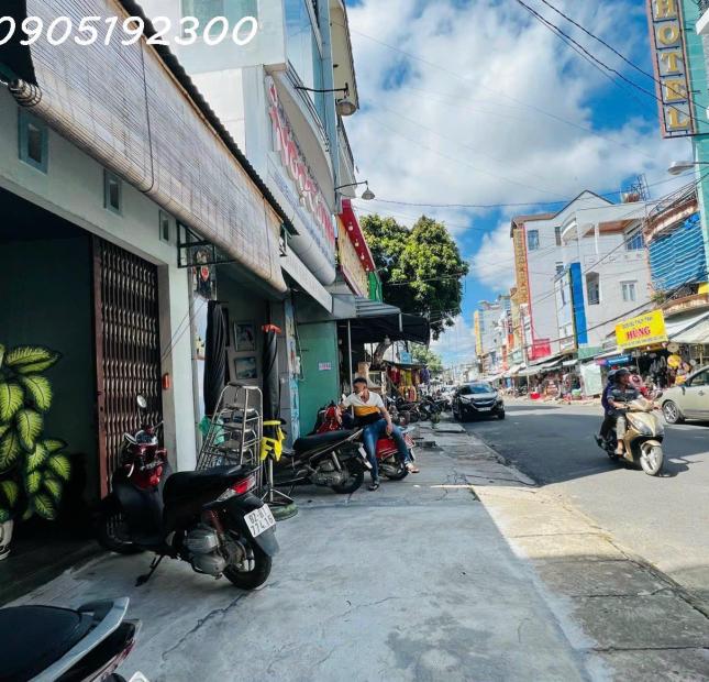NHÀ PHỐ KON TUM, ĐƯỜNG HOÀNG VĂN THỤ 4,1M  NGANG  (NỞ HẬU 4.4) X 56M, GIÁ 7,7 TỶ