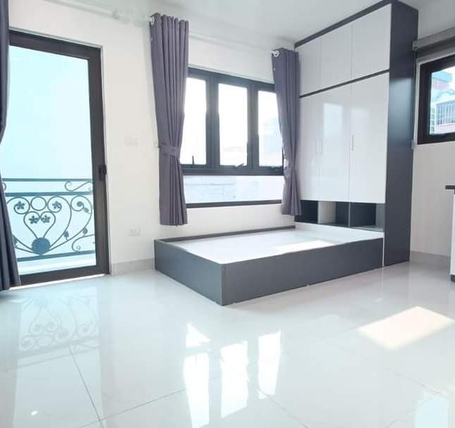 Phố Bùi Xương Trạch - 41m x 6 Tầng x 6.99 Tỷ - DOANH THU 600TR/NĂM - THANG MÁY- 10 PHÒNG