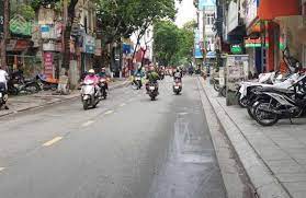 Chính chủ Bán nhà mặt ngõ 279 Đội Cấn, S 156m2, mặt tiền 10m, giá 28.9 tỷ