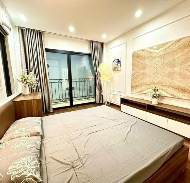 Nhà mới đẹp ở luôn Khương Trung, cách ô tô 20m : 38Mx5T - MT 4M - 4.38 tỷ.