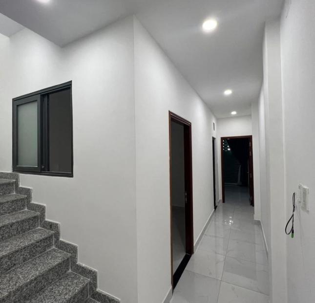 CẦN BÁN GẤP - HXH THÔNG - 3 TẤM BTCT - 4x12M - NHÀ MỚI ĐẸP Ở NGAY - CHƯA TỚI 5 TỶ