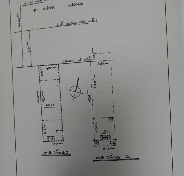 231 Hùng Vương, P9, Q.5
DT: 4.2 x 15 CN 62m2
Kết cấu: trệt + 1 lầu
2 Mặt tiền trước sau, 1 mặt
