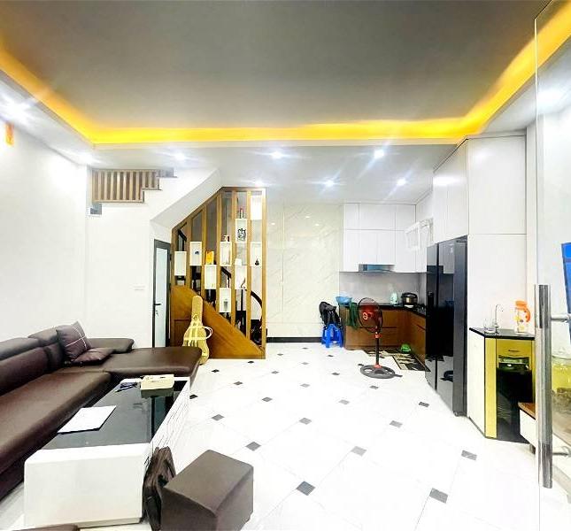 BÁN NHÀ ĐƯỜNG NGUYỄN TRÃI, NHÀ ĐẸP Ở NGAY, 4,6 TỶ, THANH XUÂN 