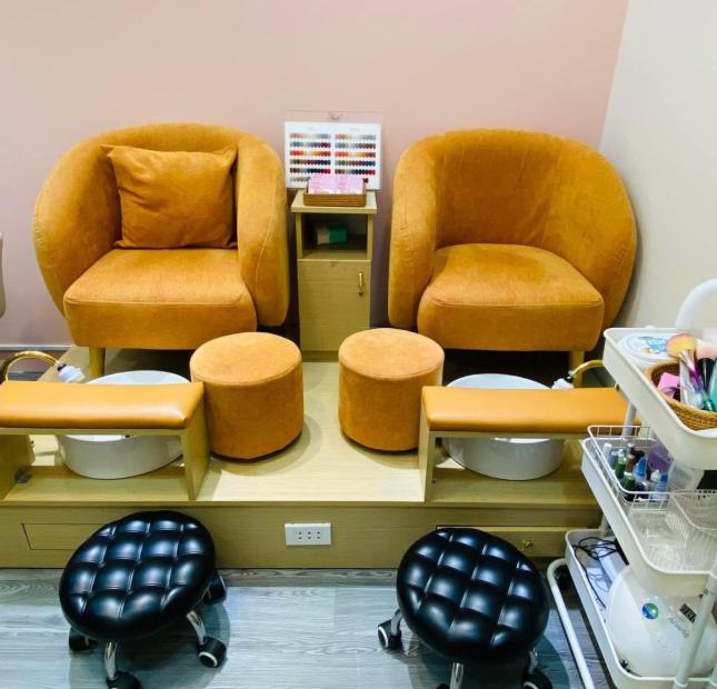 SANG NHƯỢNG TIỆM NAIL TRUNG TÂM QUẬN 1