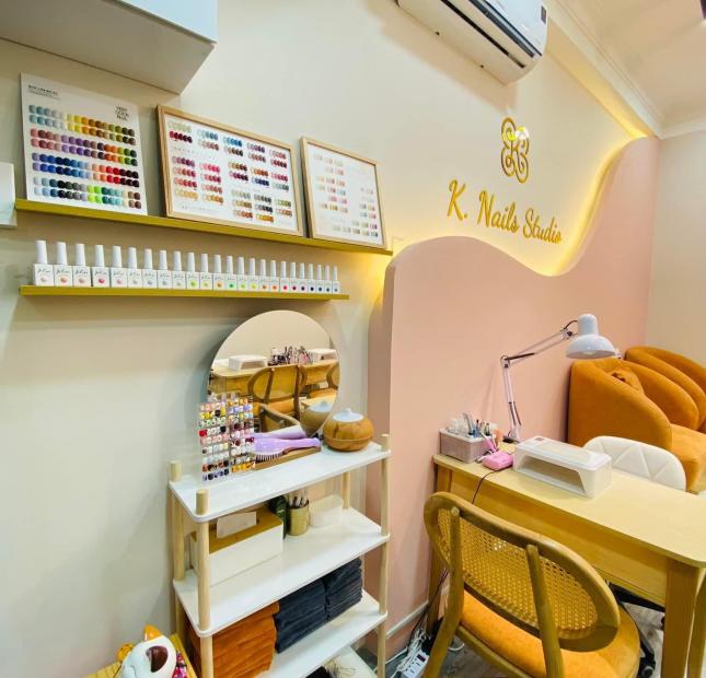 SANG NHƯỢNG TIỆM NAIL TRUNG TÂM QUẬN 1