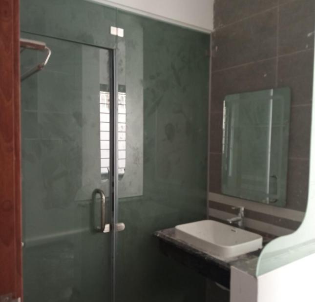 LÔ GÓC - NGAY MẶT NGÕ BẠCH ĐẰNG - HAI BÀ TRƯNG - 31M2X 5TX 4.6 tỷ  CÓ THỂ KINH DOANH NHỎ - GIÁ RẤT