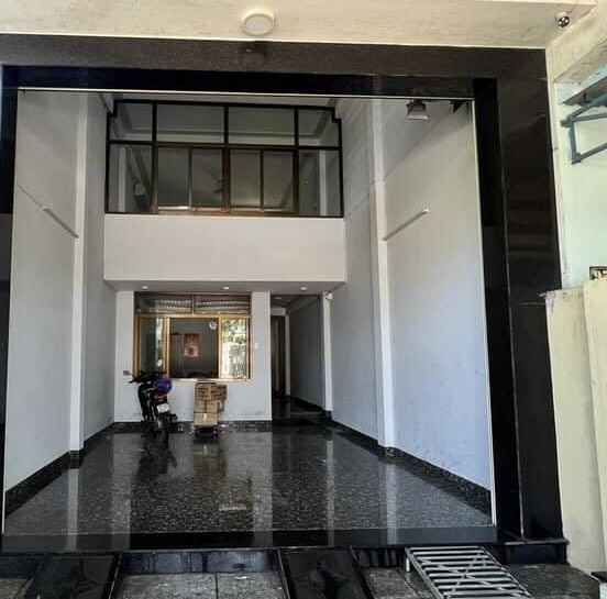 Bán Nhà Mặt Tiền Hùng Vương, Nhơn Phú, Quy Nhơn , 81m2 , 1,5 Mê , Giá 4 Tỷ 800 Tr