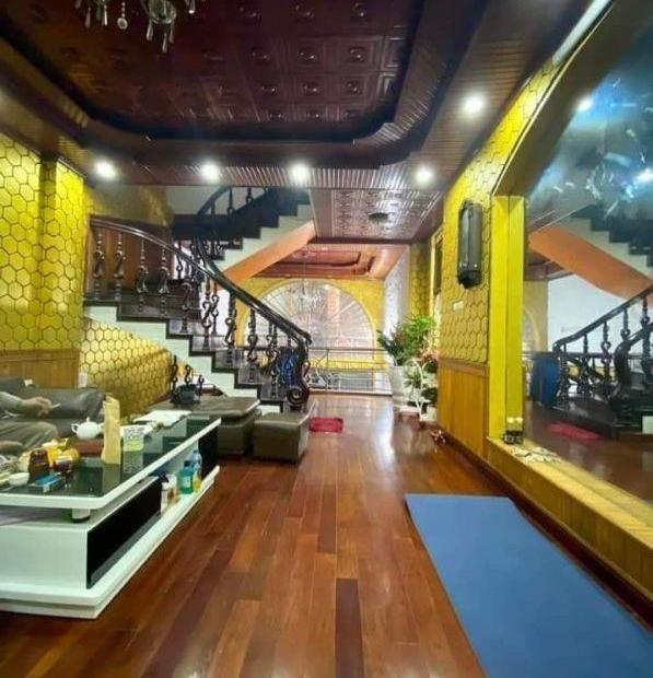 Nhà mới đẹp Kim Giang 55m2 chỉ có 5,8 tỷ nội thất lung linh mặt tiền 5,5m