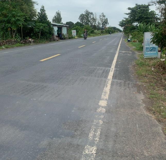 Bán nhà đất đường tỉnh lộ 944 cách phà An Hoà 1 km khu trung tâm xã Hoà Bình, Chợ Mới, An Giang