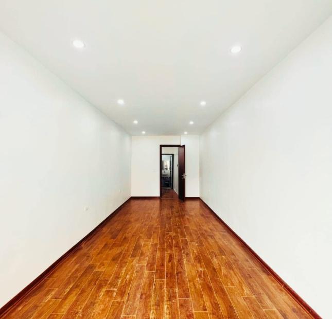 BÁN NHÀ SIÊU PHẨM ĐẠI LA HAI BÀ TRƯNG 37M 5T MT 3,8. CHỈ HƠN 4 TỶ  NGÕ RỘNG, KINH DOANH