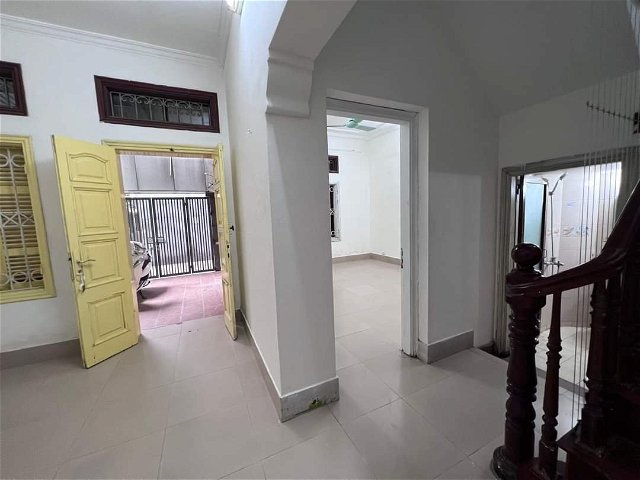 Giáp Nhất - Thanh Xuân, Lô Góc, D.Tích 68m2, 3 Tầng, MT Rộng, Giá 7.6 tỷ