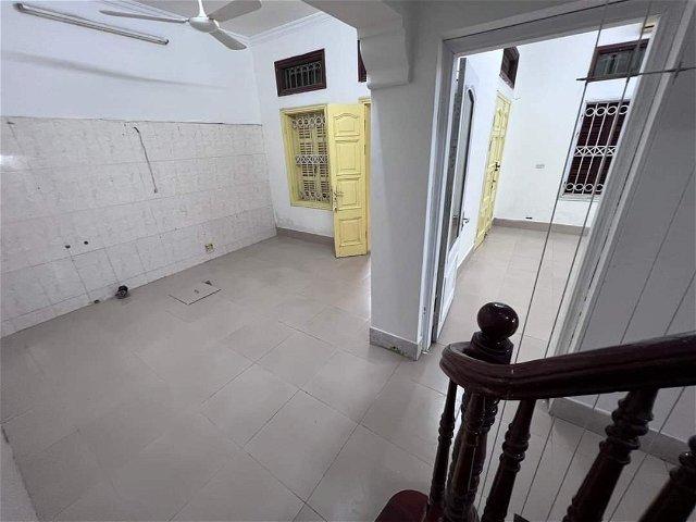 Giáp Nhất - Thanh Xuân, Lô Góc, D.Tích 68m2, 3 Tầng, MT Rộng, Giá 7.6 tỷ