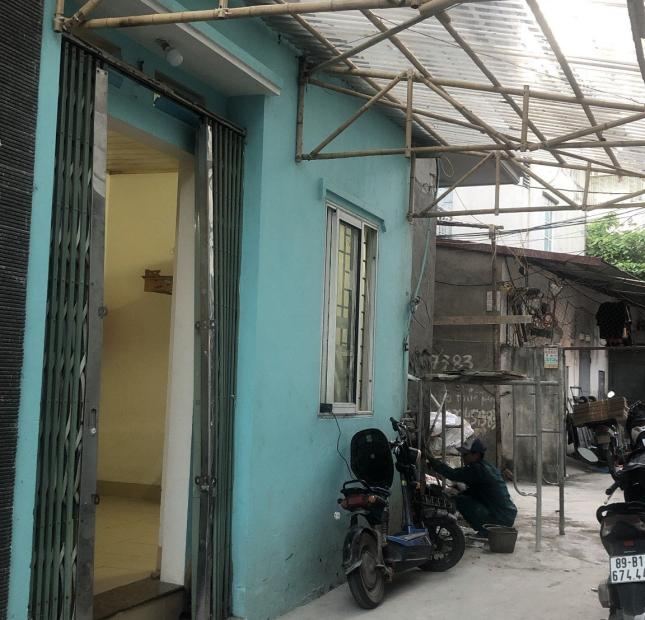 Bán nhà cấp 4 sạch sẽ, thoáng mát, ô tô vào tận đất. 50m2 Giá 1,x tỷ. Lh 0362554684
