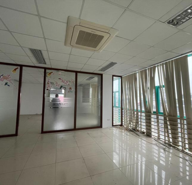 Cho thuê văn phòng quanh khu vực Vĩnh Yên 👉DT: 50-100-200-500m2 👉Giá chỉ từ 110k/m2