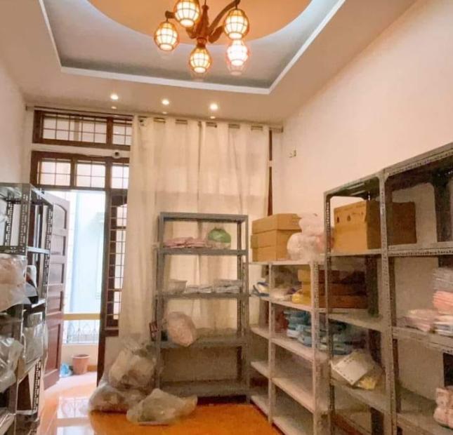 CẦN BÁN NHÀ RIÊNG PHỐ PHỐ THÁI HÀ QUẬN ĐỐNG ĐA 47M, Ô TÔ VÀO TẬN NHÀ NHỈNH 9 TỶ