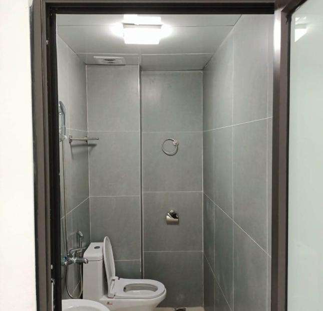 Nhà đẹp long lanh đầu ngõ Trương Định, giá 4.8 tỷ, 32m2x5T, ở luôn, ẢNH THẬT