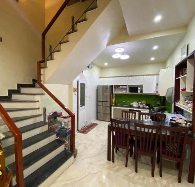 Cho Thuê nhà mặt đường Hạ Lý , Hồng Bàng , Hải Phòng . Phù hợp ở , làm Văn Phòng , kinh doanh Spa ...