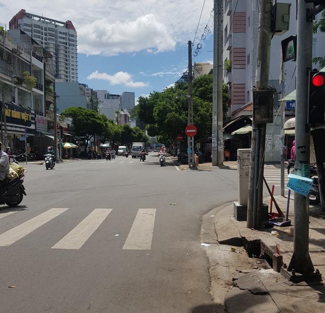 Cần bán gấp nhà biệt thự nội bộ 2MT khu Hà Đô cũ,Phường 12, Quận 10. (DT: 10x22m), 3 lầu, 33 tỷ TL
