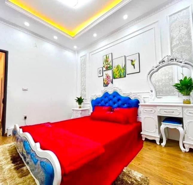 Bán Nhà Ngõ 58 Trần Bình 33m2 x 4 tầng, ngõ thông, nhà mới ở ngay , tặng full nội thất sang trọng,