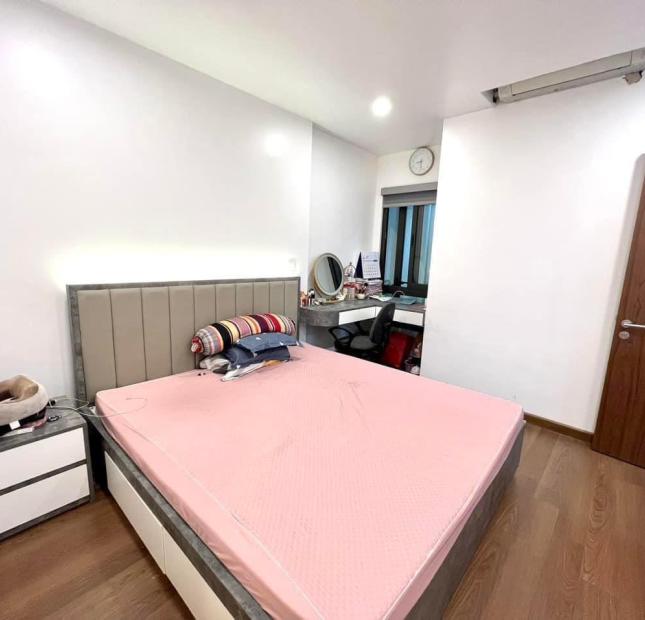 CHỦ BÁN CHUNG CƯ AZ LÂM VIÊN-  CẦU GIẤY- HÀ NỘI GẦN CÔNG VIÊN 120 GIÁ 5.5 TỶ 0987,062.288