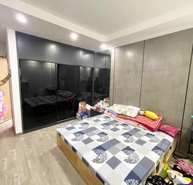 NỢ NGÂN HÀNG CẦN BÁN GẤP BẠCH MAI, SÁT PHỐ, GIÁ ĐẦU TƯ 65m NHỈNH 5 TỶ 0901753139