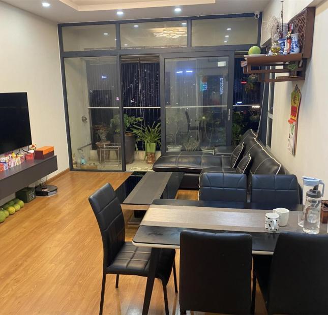 CHỦ BÁN CHUNG CƯ ĐƯỜNG NGUYỄN PHONG SẮC-  CẦU GIẤY- HÀ NỘI GẦN CÔNG VIÊN 120 GIÁ 5.5 TỶ