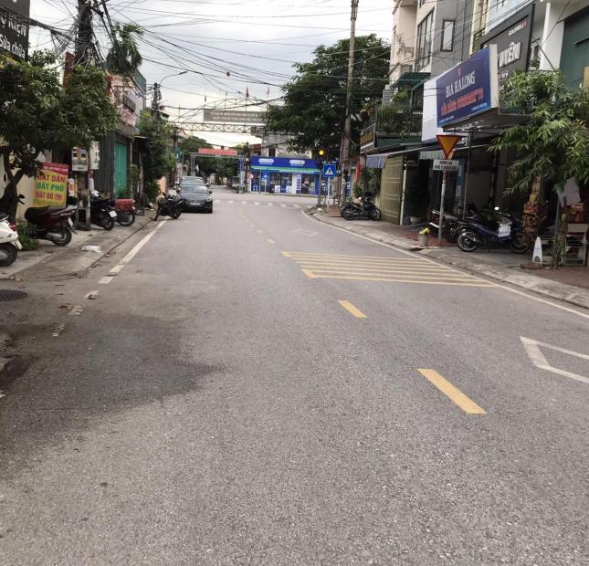 Bán gấp lô đất MT phố Bình Lộc, kinh doanh cực tốt chỉ 3,85 tỷ