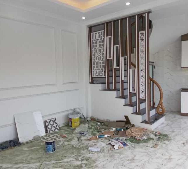 HOÀNG MAI, LÔ GÓC 3 THOÁNG, MẶT PHỐ KINH DOANH, MT 8M, 3 TỶ 9