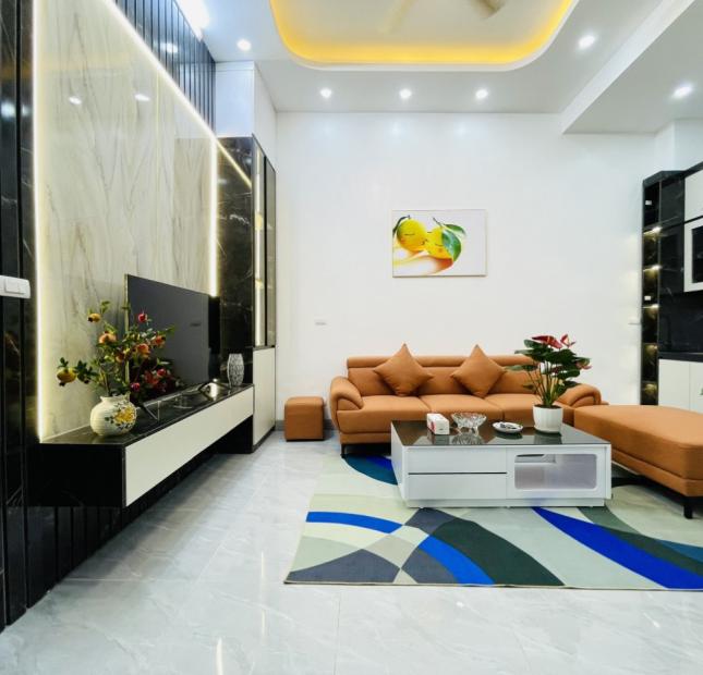 NGÕ 190 NGUYỄN TRÃI - NHÀ ĐẸP 4 TẦNG - MT 5.3M2 - VUÔNG ĐẸP - NHỈNH 3 TỶ
