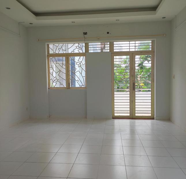 Bán nhà 5x23, 1 trệt 1 lầu, nội thất sẵn, Đ. Phan Văn Ràng, giá 7.5 tỷ, sổ hồng, LH: 0934.933.978 