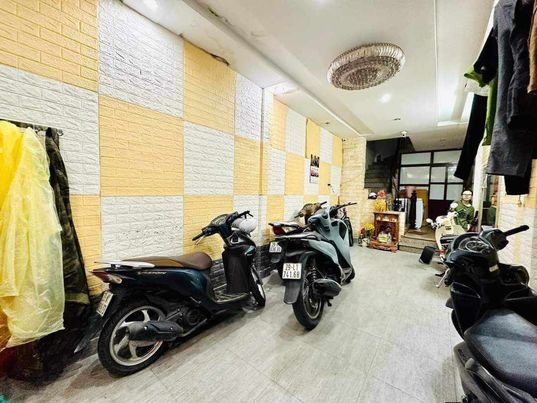 NHÀ BA ĐÌNH GIÁP PHỐ CỔ PHÂN LÔ 7P KHÉP KÍN DOANH THU 20 TRIỆU / THÁNG 57M X 5 TẦNG 5,8 TỶ
