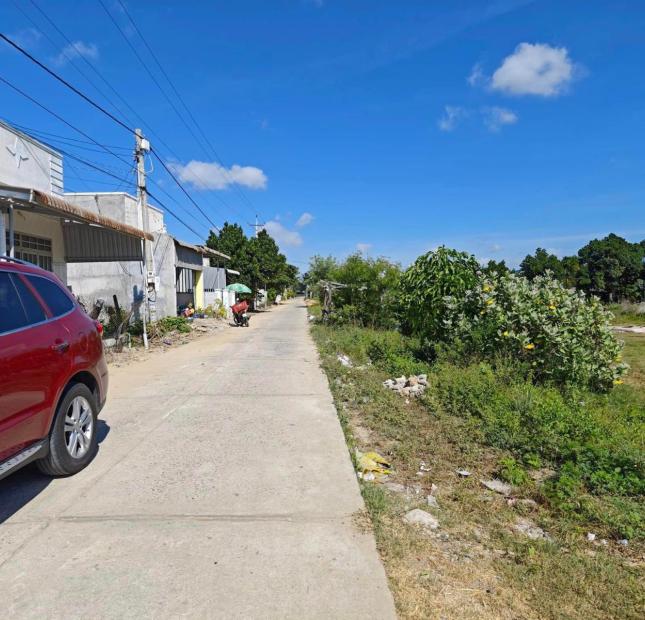 Chuyển nhương Suất Đất ở dành cho Kỹ sư tại KCN Tuy Phong giá Chỉ 739 Triệu 