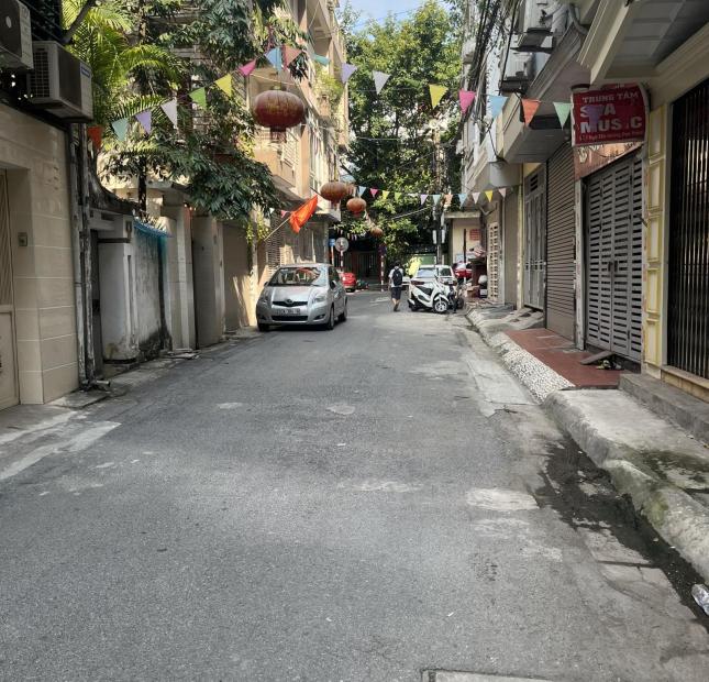Cơ Hội Sở Hữu Siêu Phẩm - Phân Lô, Ôtô Tránh, Vị Trí Vàng tại 58A Hoàng Đạo Thành