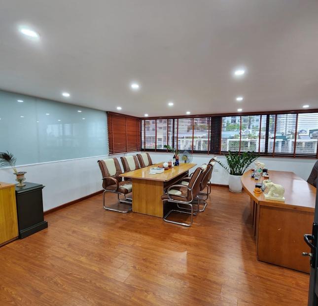 Bán tòa nhà VP 2 mặt phố Xã Đàn - Đê La Thành. 80m 7T MT6m, Vỉa hè 7m, KD sầm uất