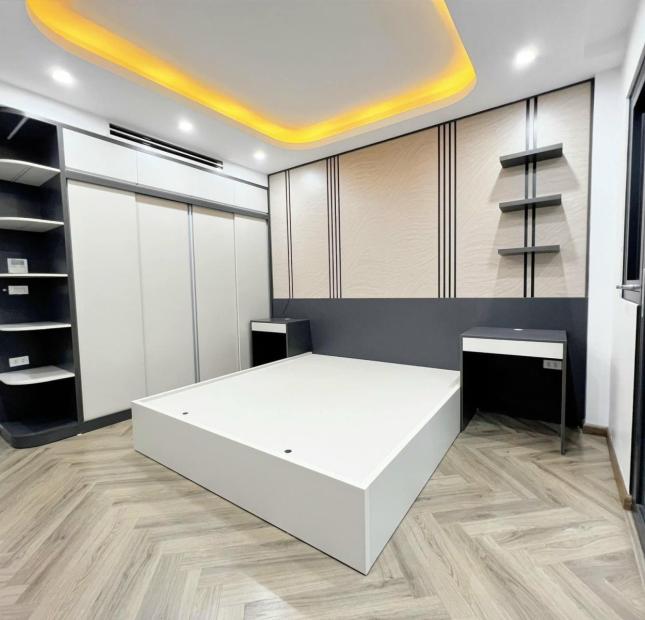 NHÀ MỚI PHỐ HOÀNG VĂN THÁI – THANH XUÂN, 6 TẦNG THANG MÁY, GARA ÔTÔ, KD VĂN PHÒNG, CHỈ HƠN 9 TỶ.