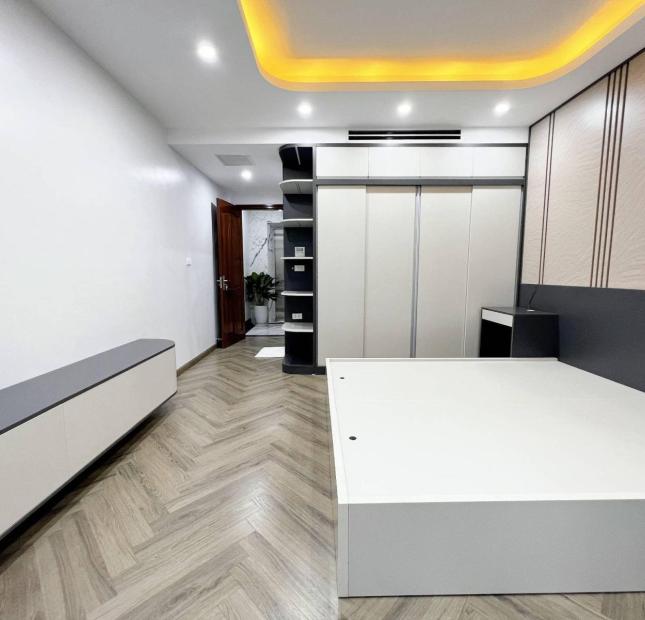 NHÀ MỚI PHỐ HOÀNG VĂN THÁI – THANH XUÂN, 6 TẦNG THANG MÁY, GARA ÔTÔ, KD VĂN PHÒNG, CHỈ HƠN 9 TỶ.