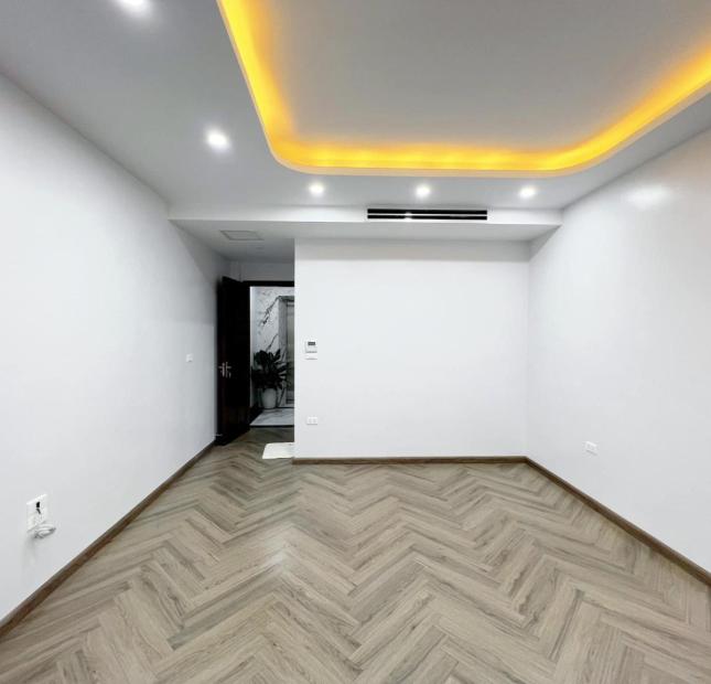 NHÀ MỚI PHỐ HOÀNG VĂN THÁI – THANH XUÂN, 6 TẦNG THANG MÁY, GARA ÔTÔ, KD VĂN PHÒNG, CHỈ HƠN 9 TỶ.