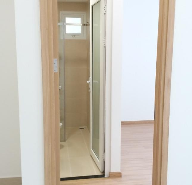 căn 2PN 2WC view hồ bơi , cần bán gấp trong thán này  LH 0382202524