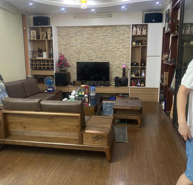 Bán nhà Mặt ngõ Oto Đội Cấn 54m², 6 tầng, MT 5.5m, giá 14.5 tỷ Ba Đình. Mua liên hệ: O94lO7l689