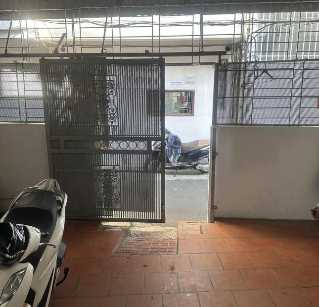 Lạc Long Quân (Thông Đường Nhật Chiêu) 75m², 2 tầng, MT 6m, giá 17.5 Tỷ Tây Hồ. Mua liên hệ: