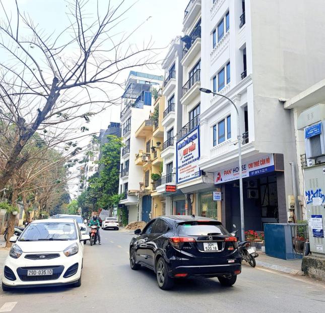 ⭐SIÊU RẺ- GẦN HỒ TÂY, Nhà Mặt Ngõ 45A Võng Thị 190m2/ Mặt tiền 15m - 68.8 Tỷ⭐