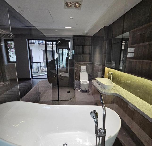 nhà đẹp Nguyễn Văn Cừ, 75m x 7tầng, mặt tiền 6m, thiết kế hiện đại, gara, full nội thất