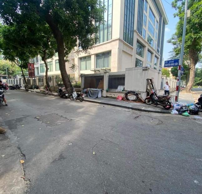MẶT PHỐ NGUYỄN KHẮC CẦN - TRUNG TÂM QUẬN HOÀN KIẾM - VỊ TRÍ ĐẸP LÔ GÓC KINH DOANH SẦM UẤT
