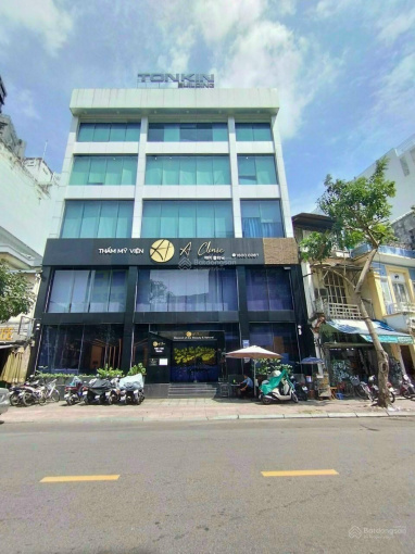 Bán nhà MT đường Võ Thị Sáu, Quận 3, DT: 12x16m, 5 tầng, HĐT 220tr/tháng