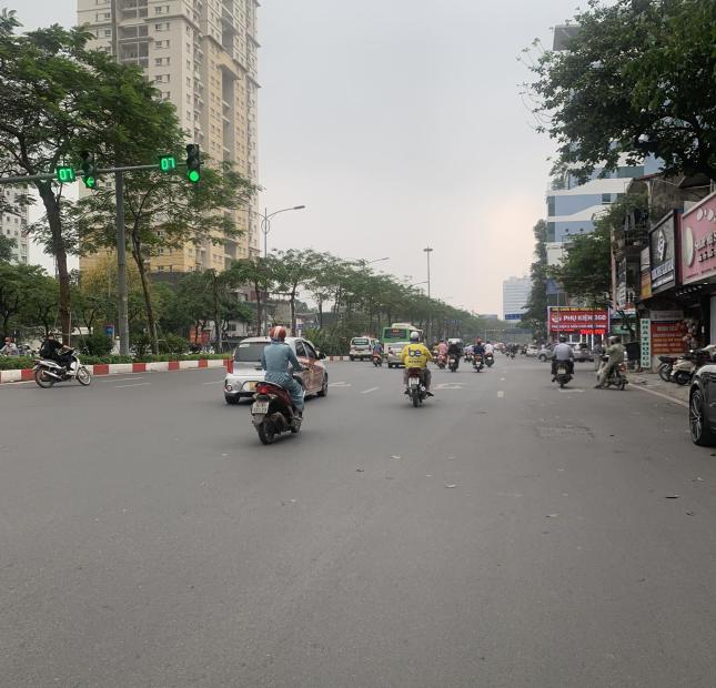 Lô góc mặt phố Ngô Gia Tự, 123m x 6tầng, mặt tiền 6.2m, kinh doanh ngày đêm