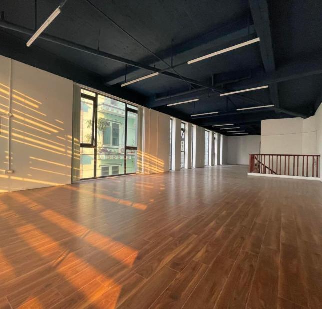 Lô góc mặt phố Ngô Gia Tự, 123m x 6tầng, mặt tiền 6.2m, kinh doanh ngày đêm