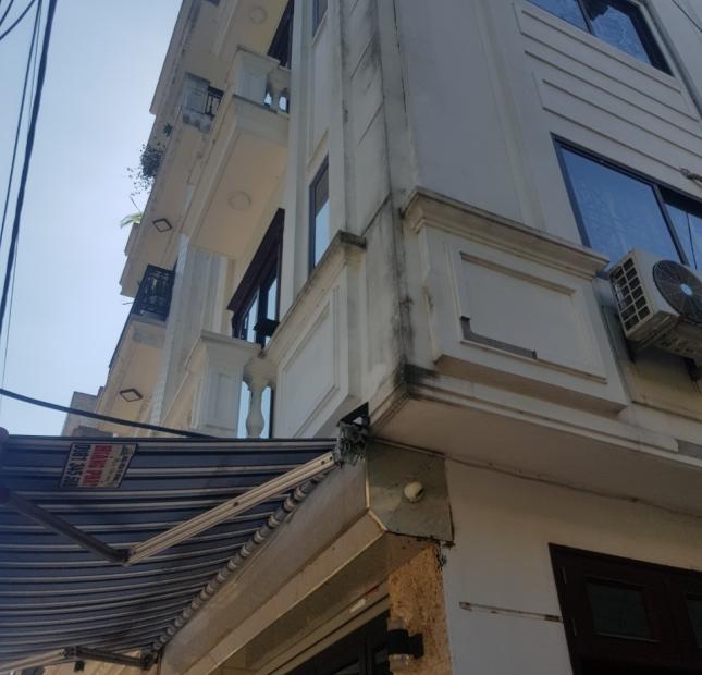 Bán nhà 5 tầng Thạch Bàn,Long Biên 42m2,thang máy,oto tránh hơn 5tỷ