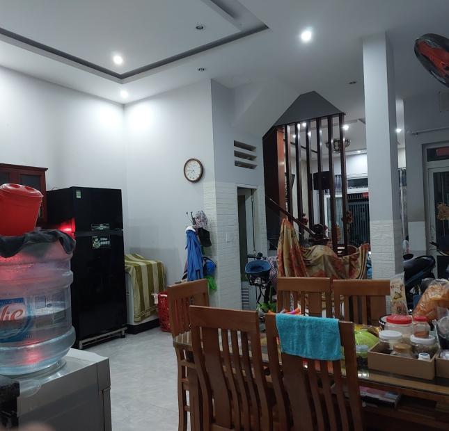 Bán nhà 3 Tầng, Tân Thới Nhất 5, gấp bán, giảm liên tục, giá mới còn 5 tỷ 400.