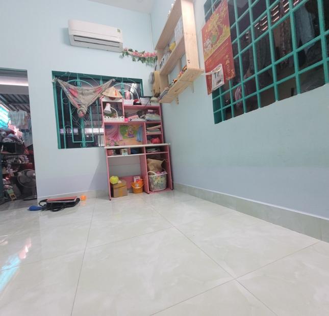 Siêu rẻ, Nhà đường số 19, xe hơi, 80m, Linh Chiểu, Thủ Đức, nhỉnh 4 tỷ.