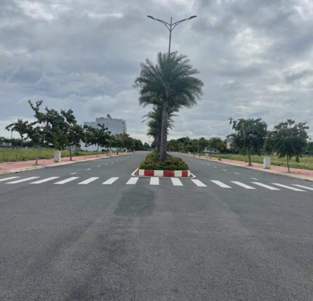Bán lô đất mặt tiền Đường trung tâm khu hành chính huyện Thủ Thừa Long An 